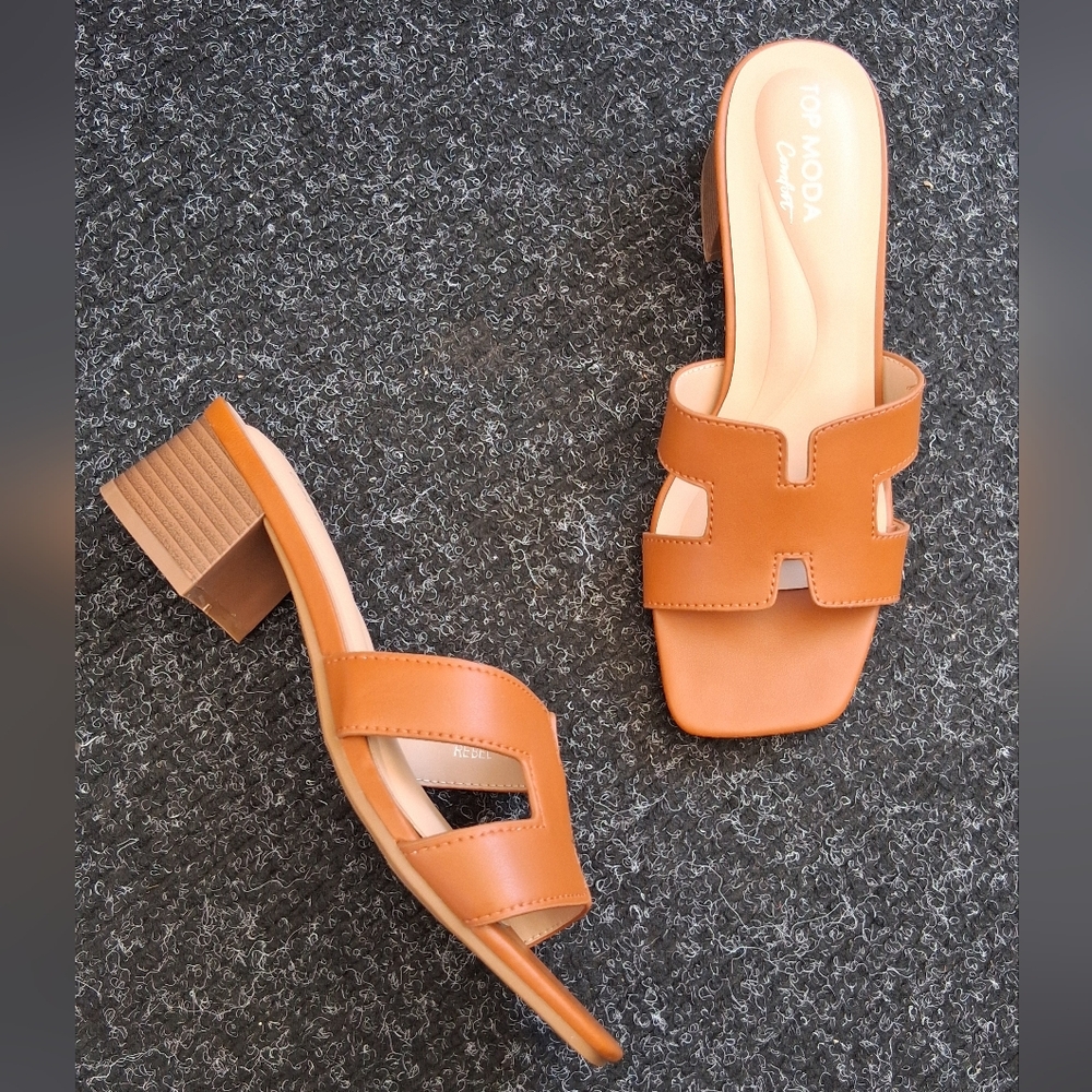 TOP Moda Tan Open-Toe Mules - Picture 4 of 6